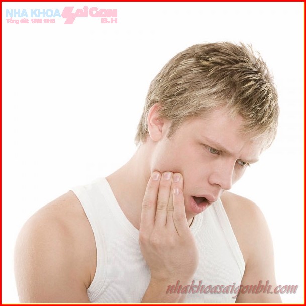 Răng đang bị  gây đau nhức có nên nhổ không?