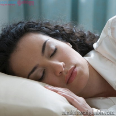 Những điều bạn cần biết về bệnh nghiến răng trong khi ngủ