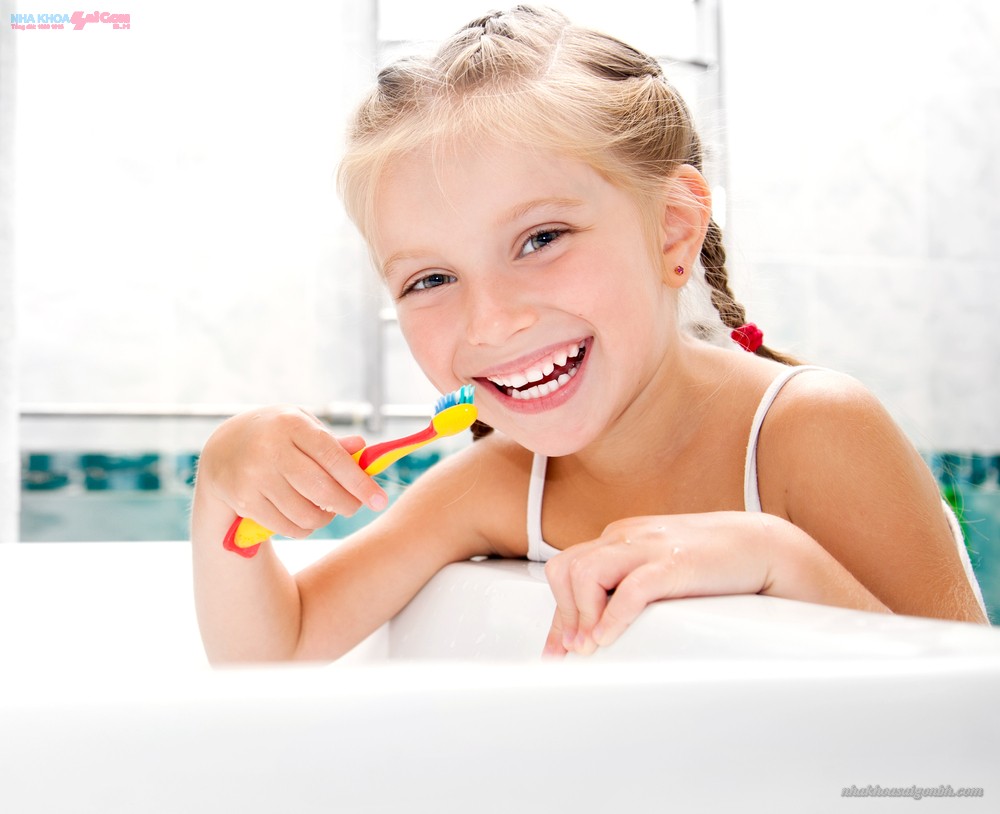 vệ sinh răng miệng cho trẻ