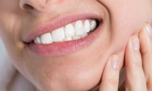 5 điều cần biết trước khi nhổ răng số 8 hàm trên